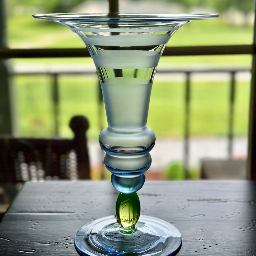MURANO GLASS, COLORFUL VASE IN LIGHT BLUE WITH FROSTED EFFECT. URANIUM GLASS - Picture 4 of 12